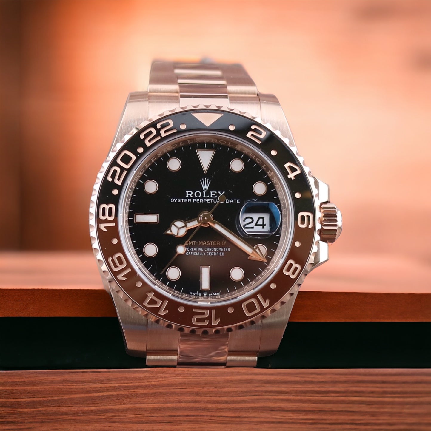 Rolex GMT II Rootbeer - 18k rose gold - preowned