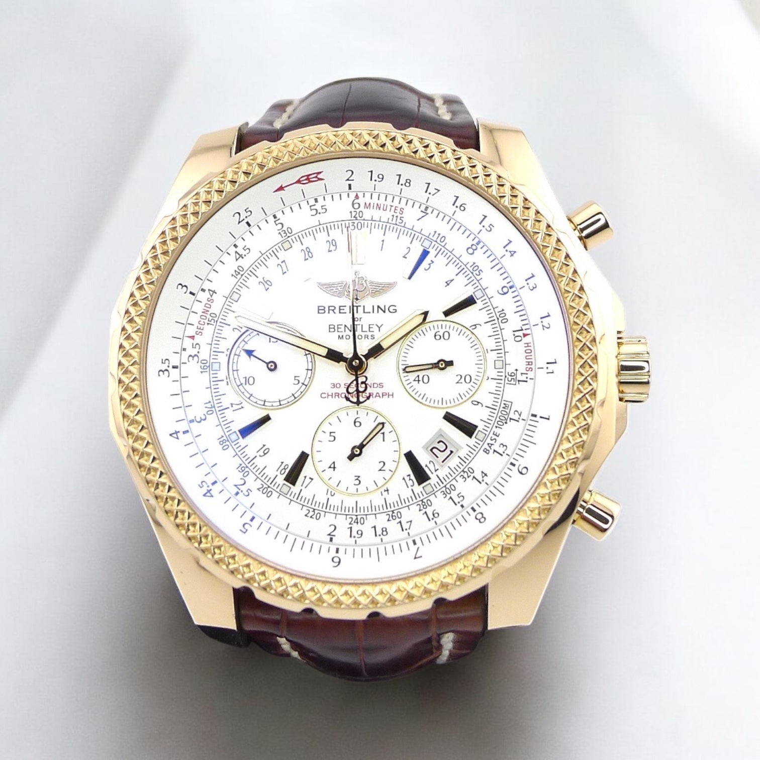 Breitling Bentley Motors - 18k yellow gold - preowned