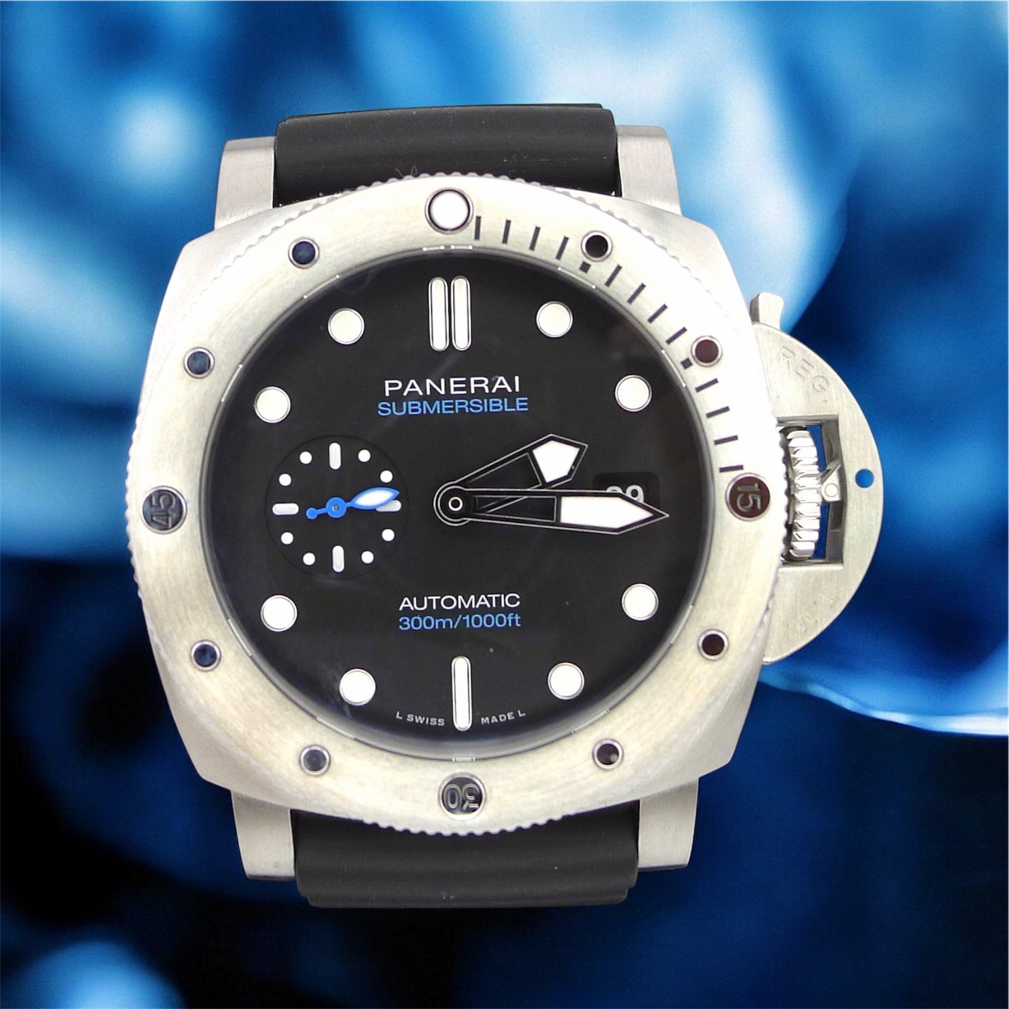 Panerai - Submersible - 44mm  - PAM01596
